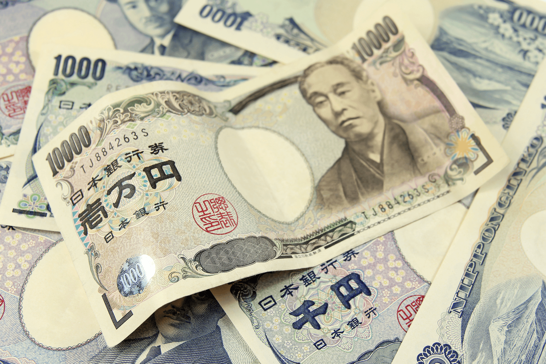 Bitcoin holds near $66,300 as the yen hits a 40-year low. (Shutterstock)