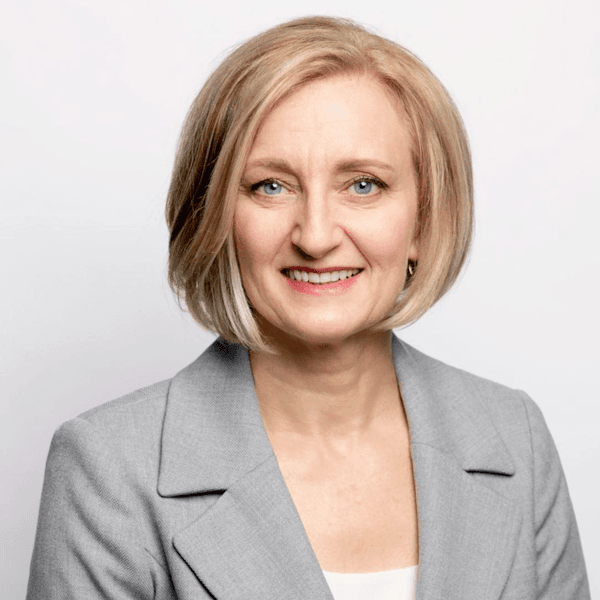 Lynette_Dujohn_Headshot