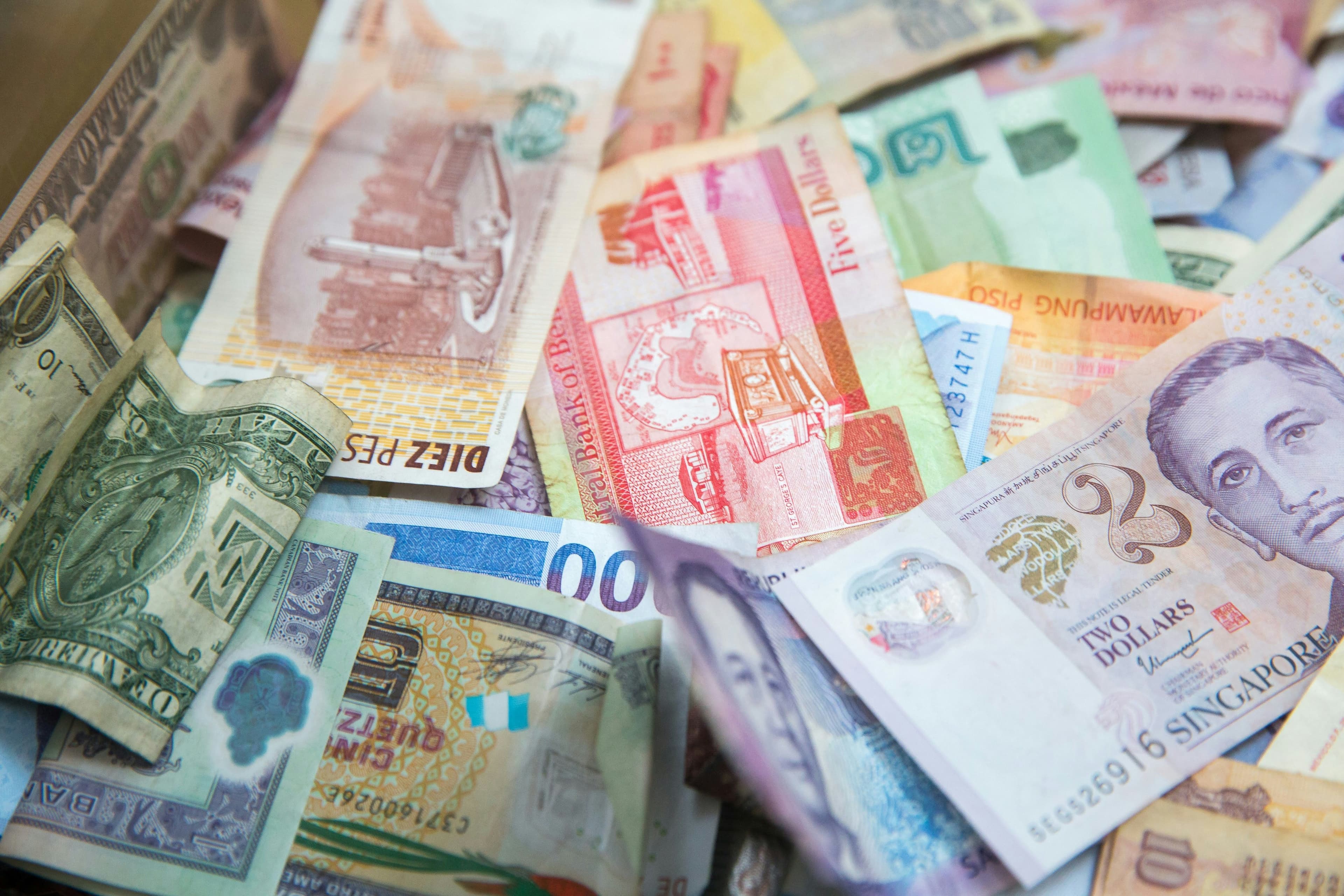 Fiat currencies. (Jason Leung/Pixabay)