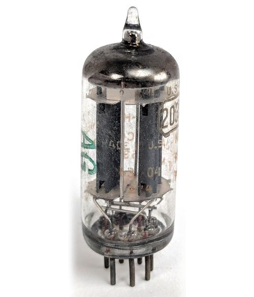 The 2033 dual-triode vacuum tube.