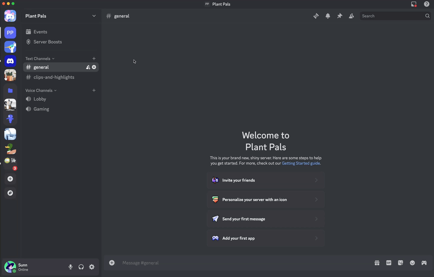 An example of inviting friends to a Discord server.