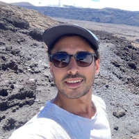 Amir Mahla's avatar